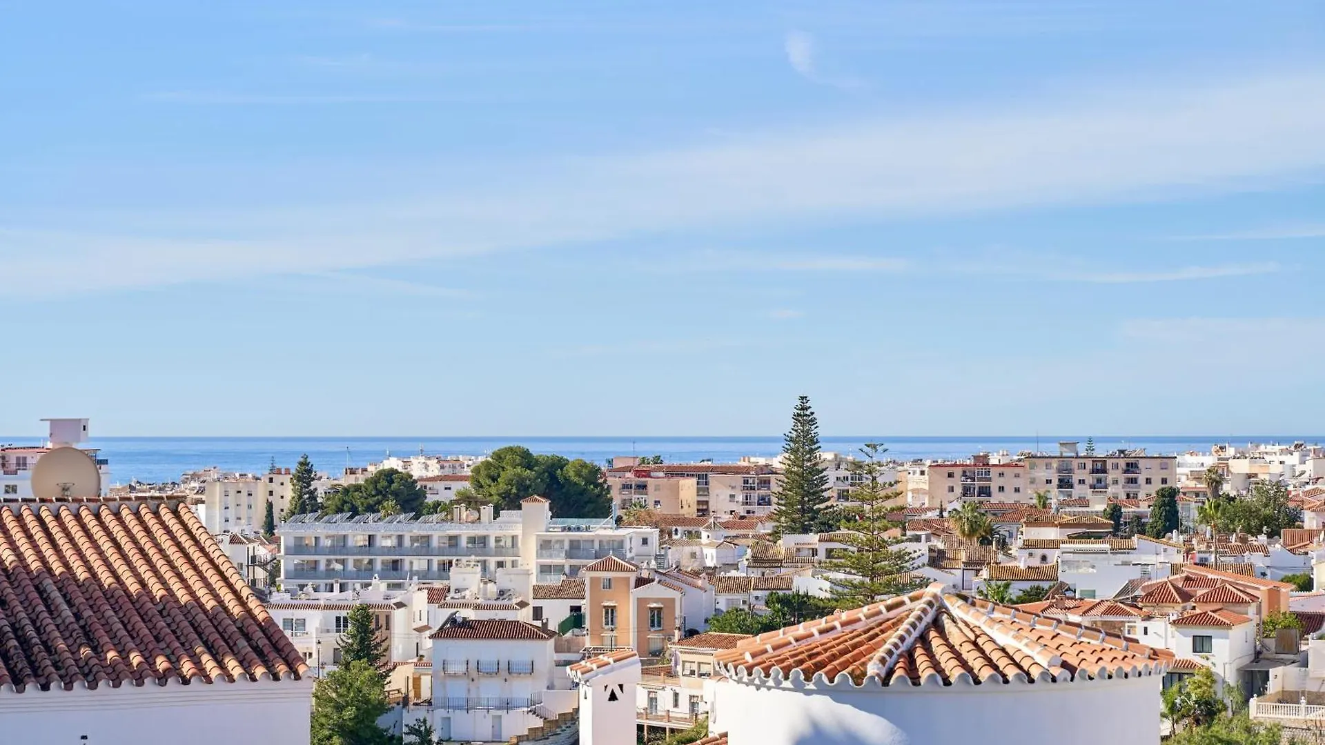 Casa Rosa Burriana Beach Nerja 0*,